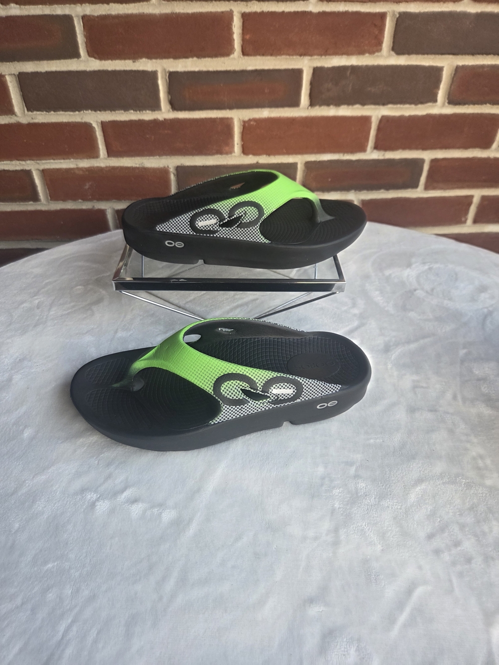 🌿 OOFOS OOlala Luxe Recovery Flip Flops Women’s 7 EU 38